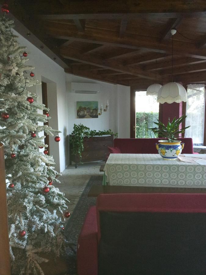 Colombare Di Sirmione Debora Maison B&B المظهر الخارجي الصورة