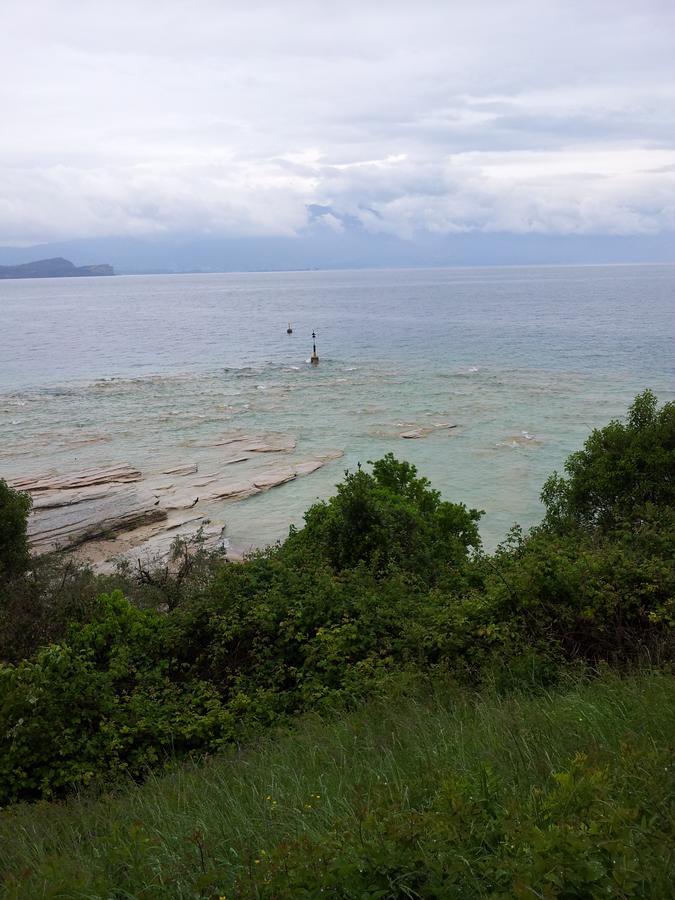 Colombare Di Sirmione Debora Maison B&B المظهر الخارجي الصورة