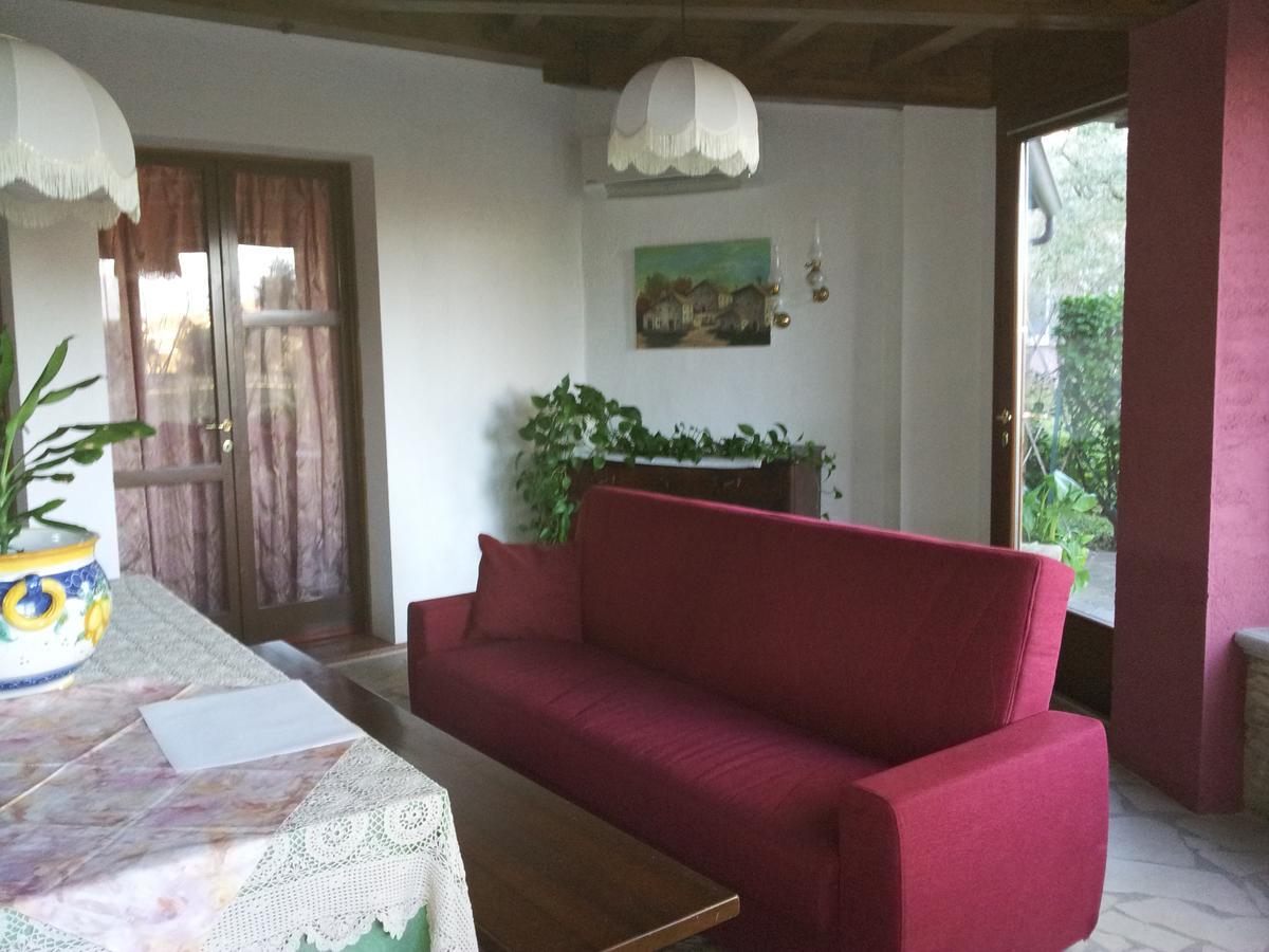 Colombare Di Sirmione Debora Maison B&B المظهر الخارجي الصورة