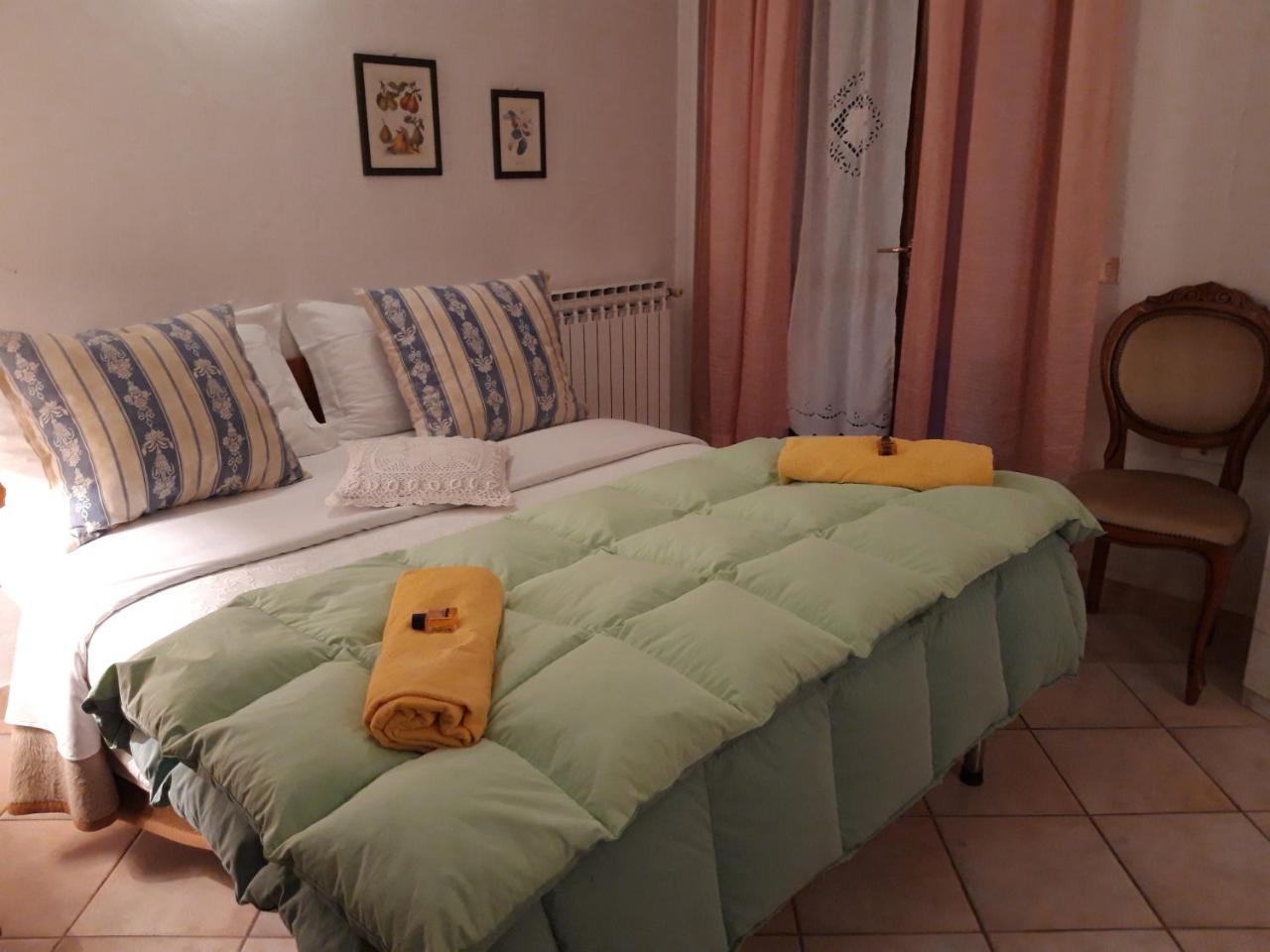 Colombare Di Sirmione Debora Maison B&B المظهر الخارجي الصورة