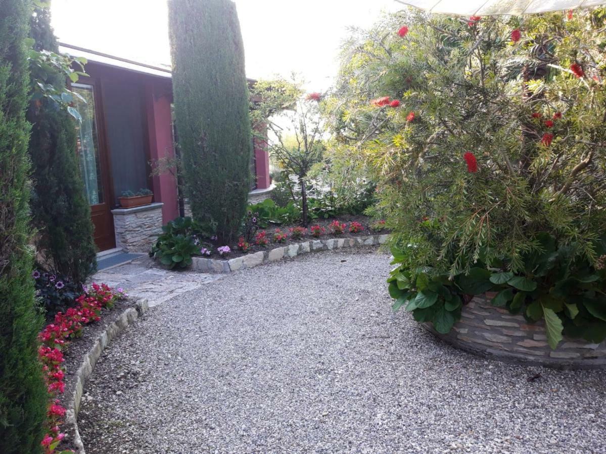 Colombare Di Sirmione Debora Maison B&B المظهر الخارجي الصورة